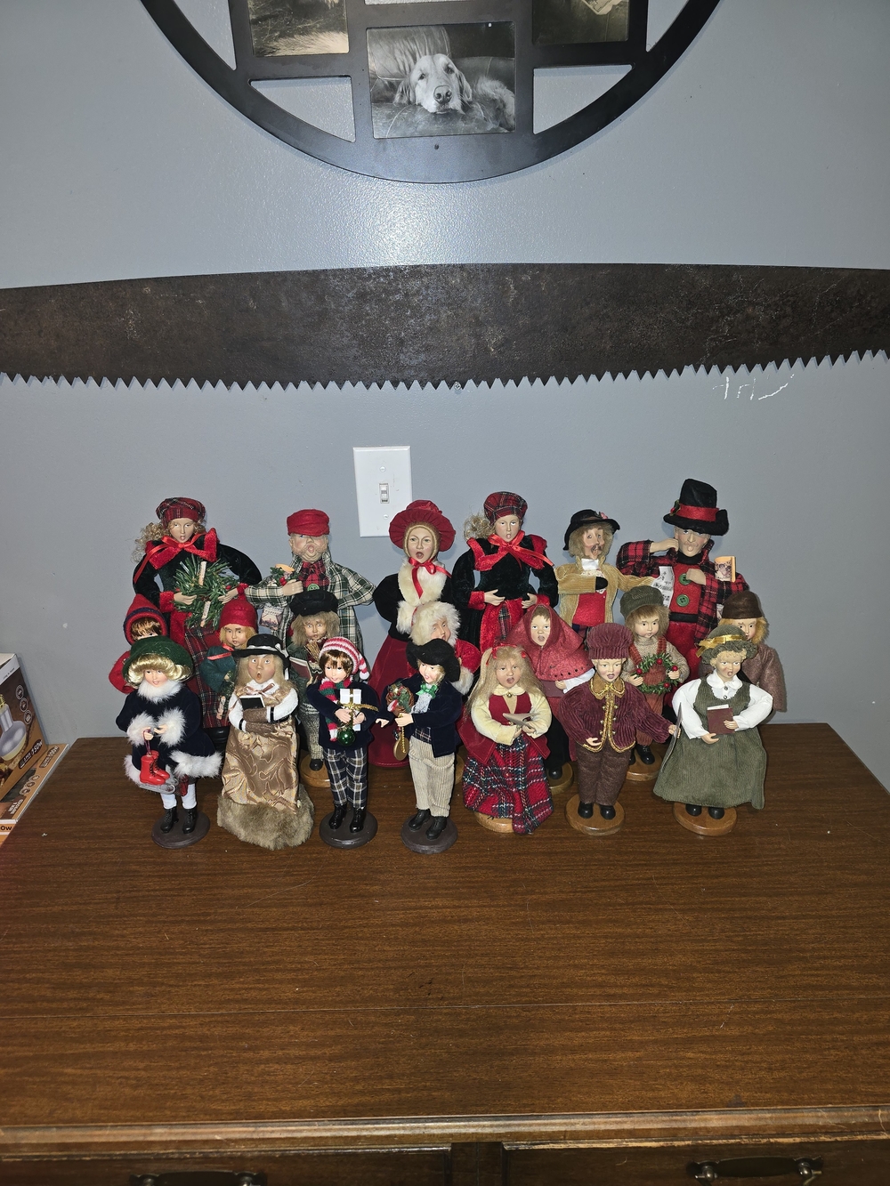 Lot Of 20 Vintage Christmas Carolers